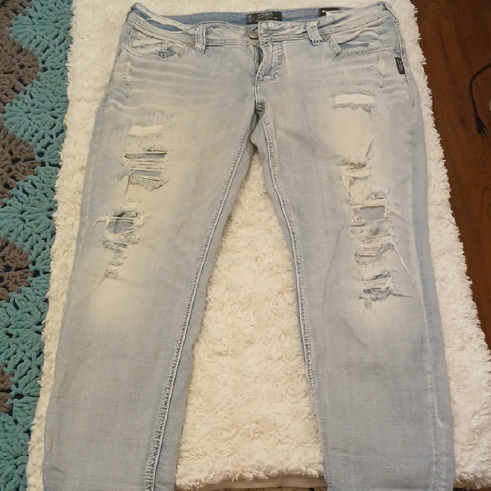 Silver Jeans Light Wash Distressed Skinny Jeans